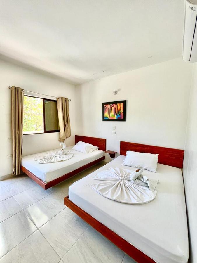 Hotel Paraiso Plaza Пуерто Триунфо Екстериор снимка