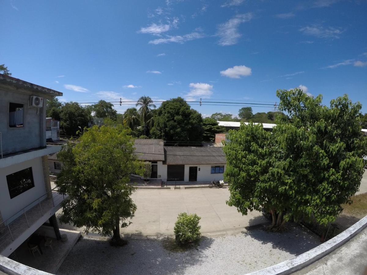 Hotel Paraiso Plaza Пуерто Триунфо Екстериор снимка